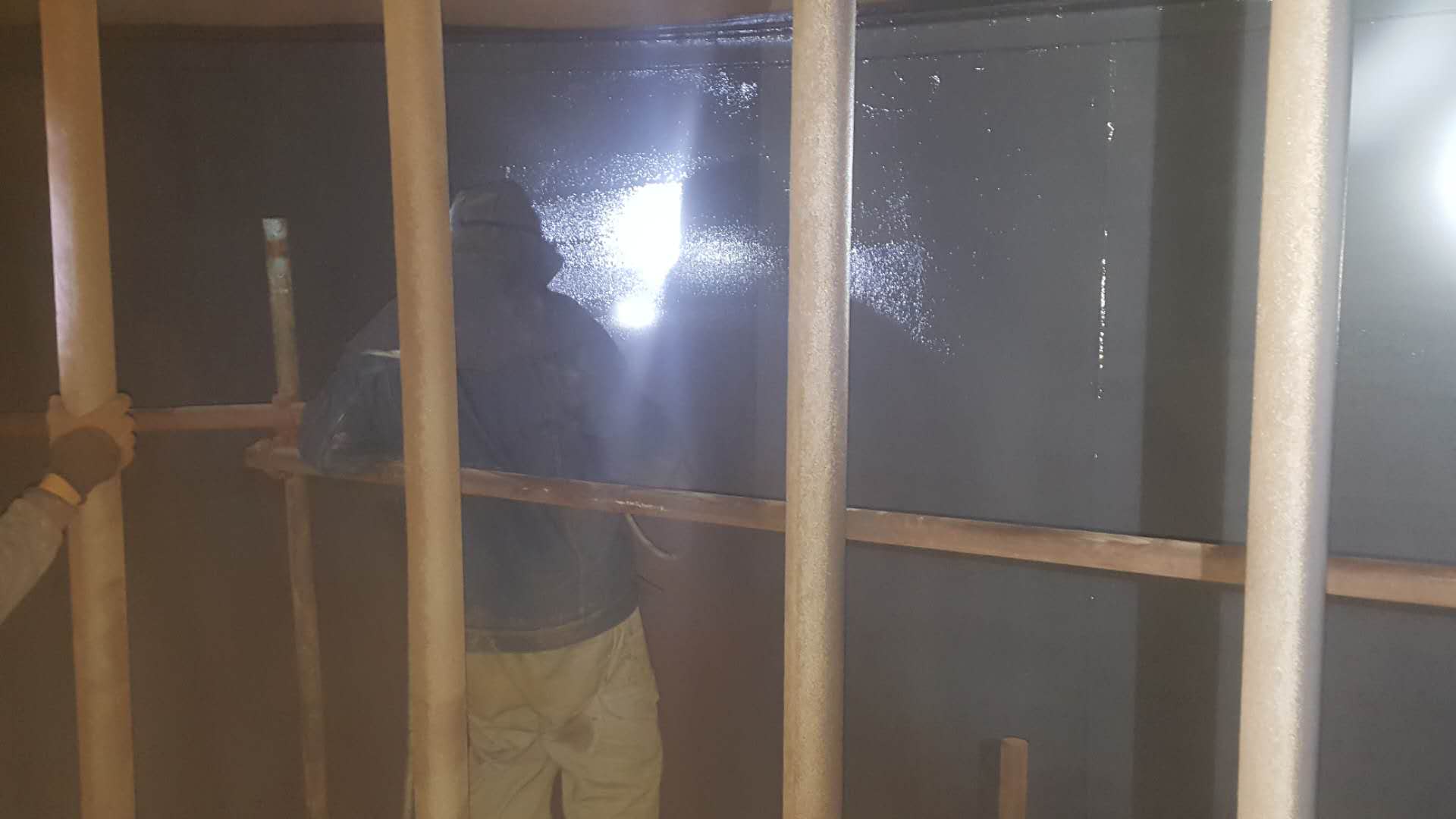 脫硫塔防腐涂料噴涂工藝施工 脫硫塔防腐涂料噴涂工藝施工